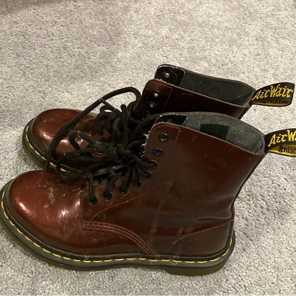 Dr. Martens Boots Size 6 Women - Picture 3 of 10